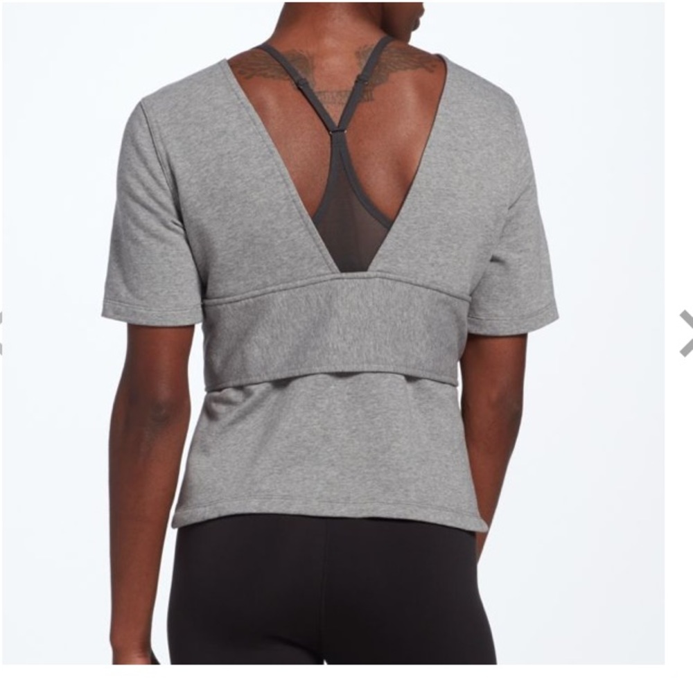 Nike women short sleeve training top - Picture 4 of 8